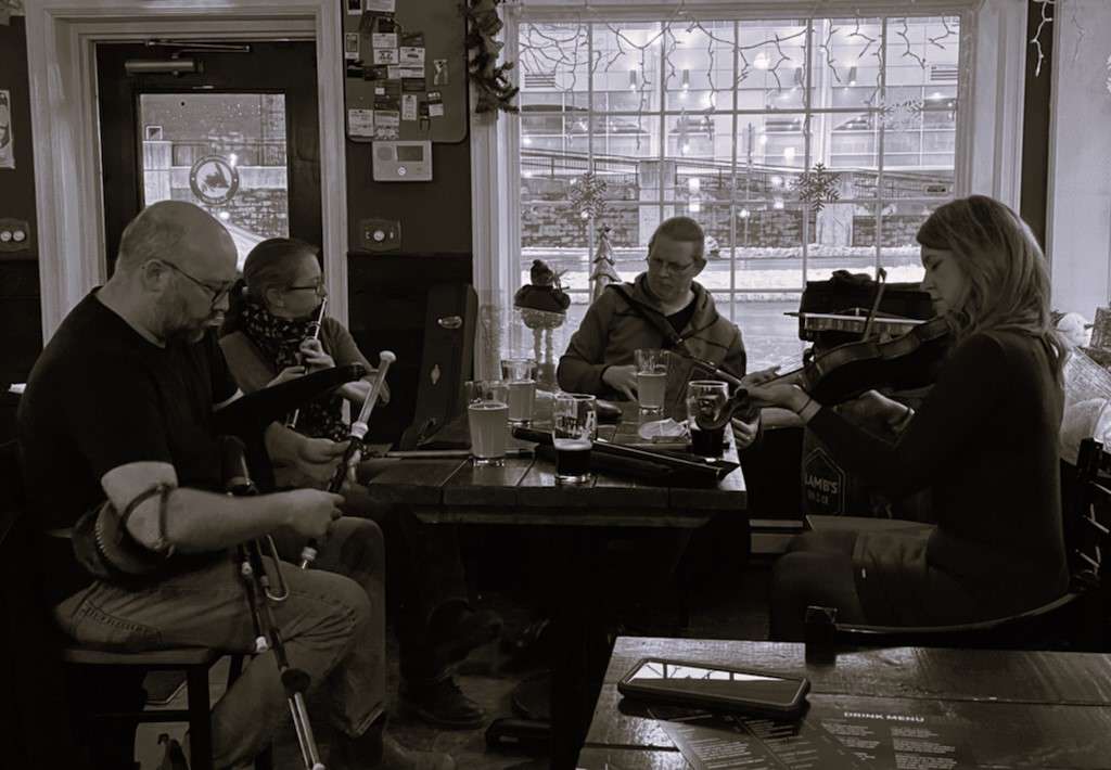 Trad Session at The Newfoundland Embassy Pub